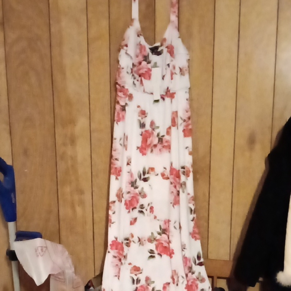 Three Hearts Floral Maxi Dress - White and Pink